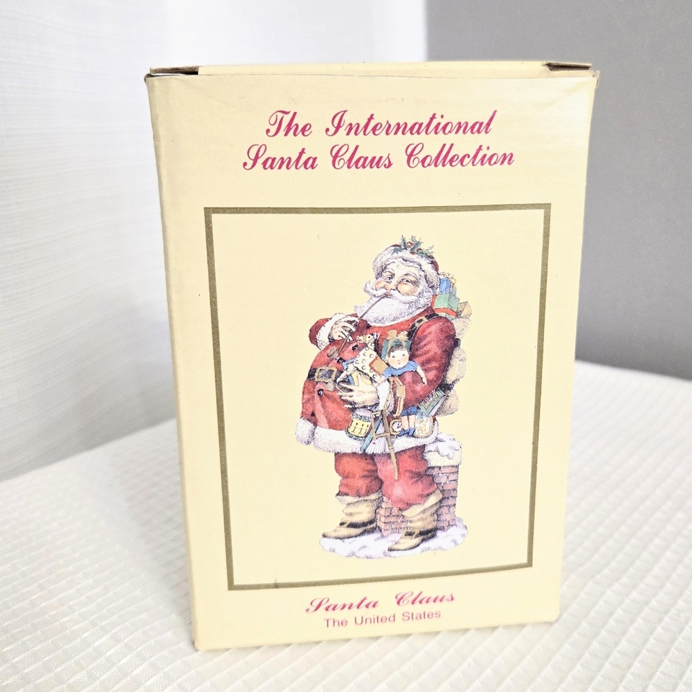 The International Santa Claus Collection Figurine Porcelain United States 1992